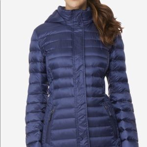 Ultra-light Down Coat, Removable hood, Packable